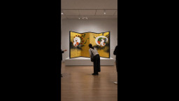 錆びた鳥が、神になる屏風——志水堅二個展「ブリドリーの時空雅行
