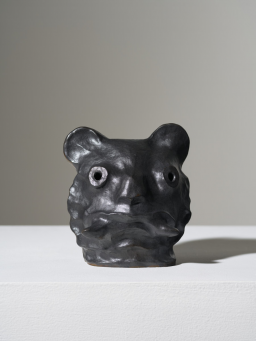 銅版画家 小池暢子 作　1978年「乾いた浜をみるマロック人形 」11/50 銅版画家 小池暢子 作 1978年「乾いた浜をみるマロック人形 」11/50