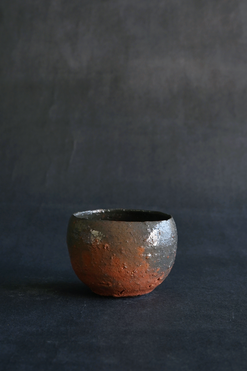 赤茶盌 | Red Chawan st01141 by 辻村史朗 | Art Scenes アート
