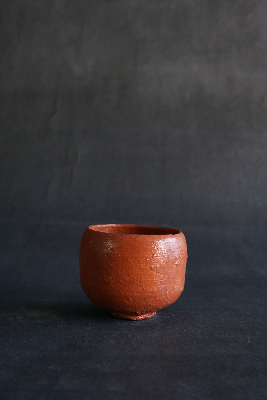 赤茶盌 | Red Chawan st01148 by 辻村史朗 | Art Scenes アート