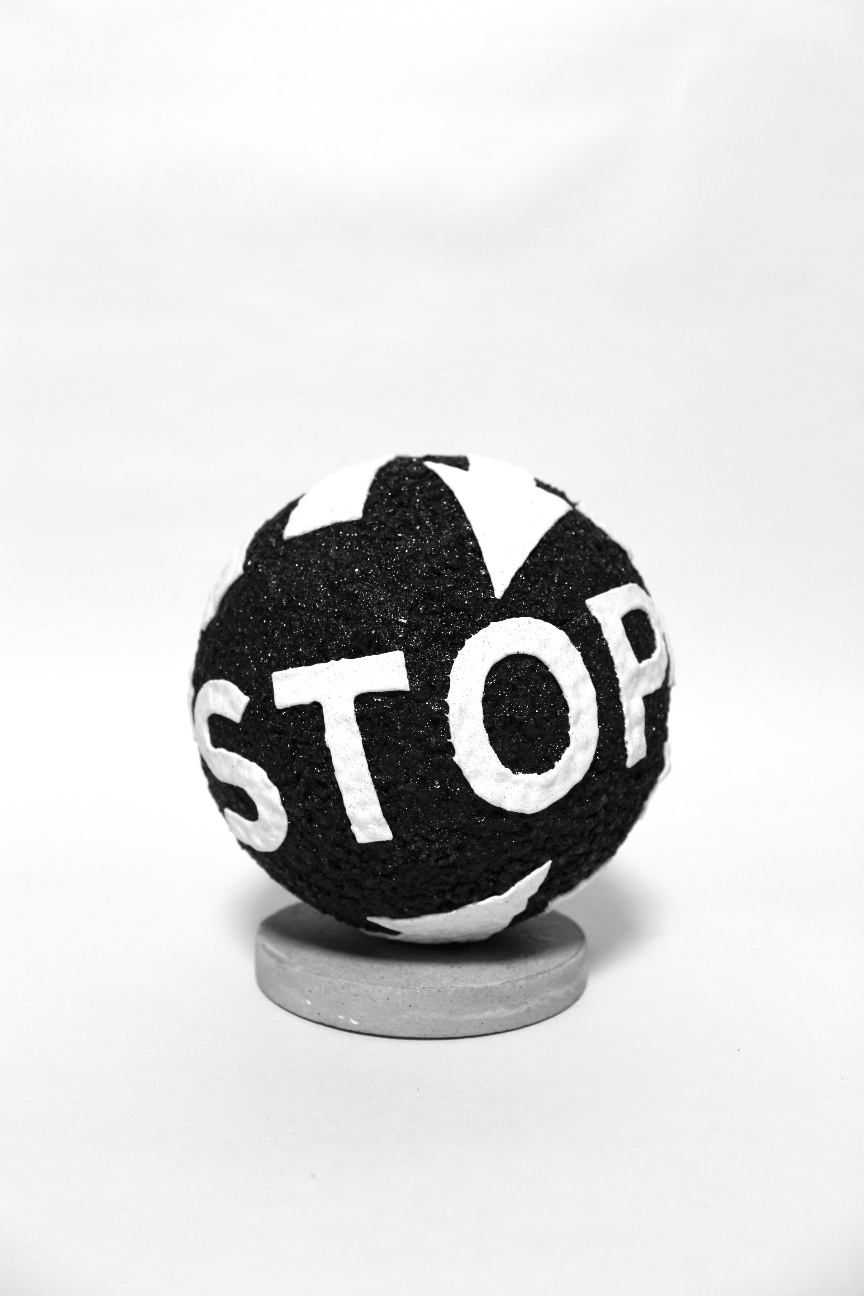 Sphere asphaltφ150#4 by 田村琢郎 | Art Scenes | Find and collect  