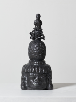 銅版画家 小池暢子 作　1978年「乾いた浜をみるマロック人形 」11/50 銅版画家 小池暢子 作 1978年「乾いた浜をみるマロック人形 」11/50