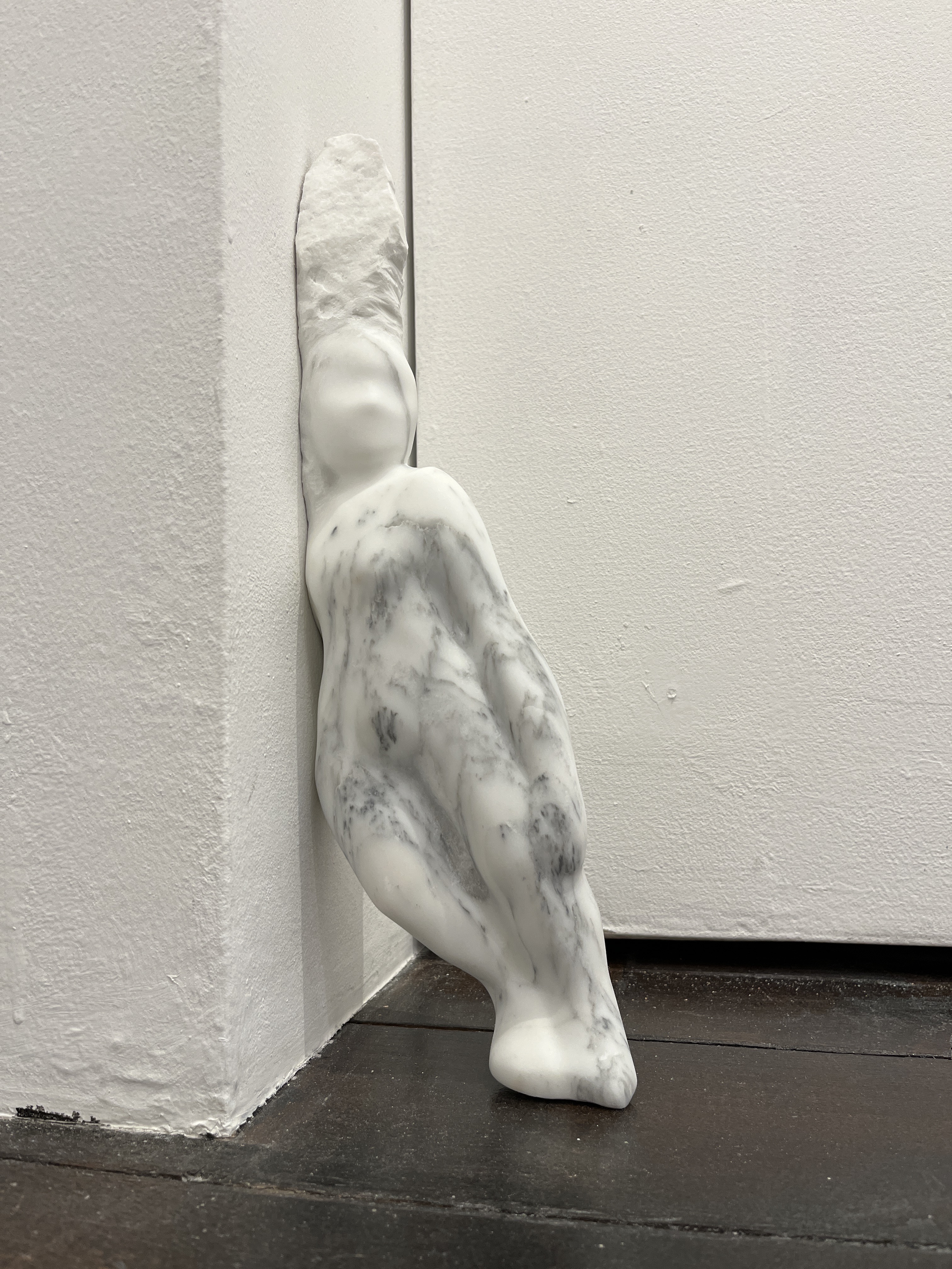 自立しない人13 by 石川 直也 | Art Scenes | Find and collect your