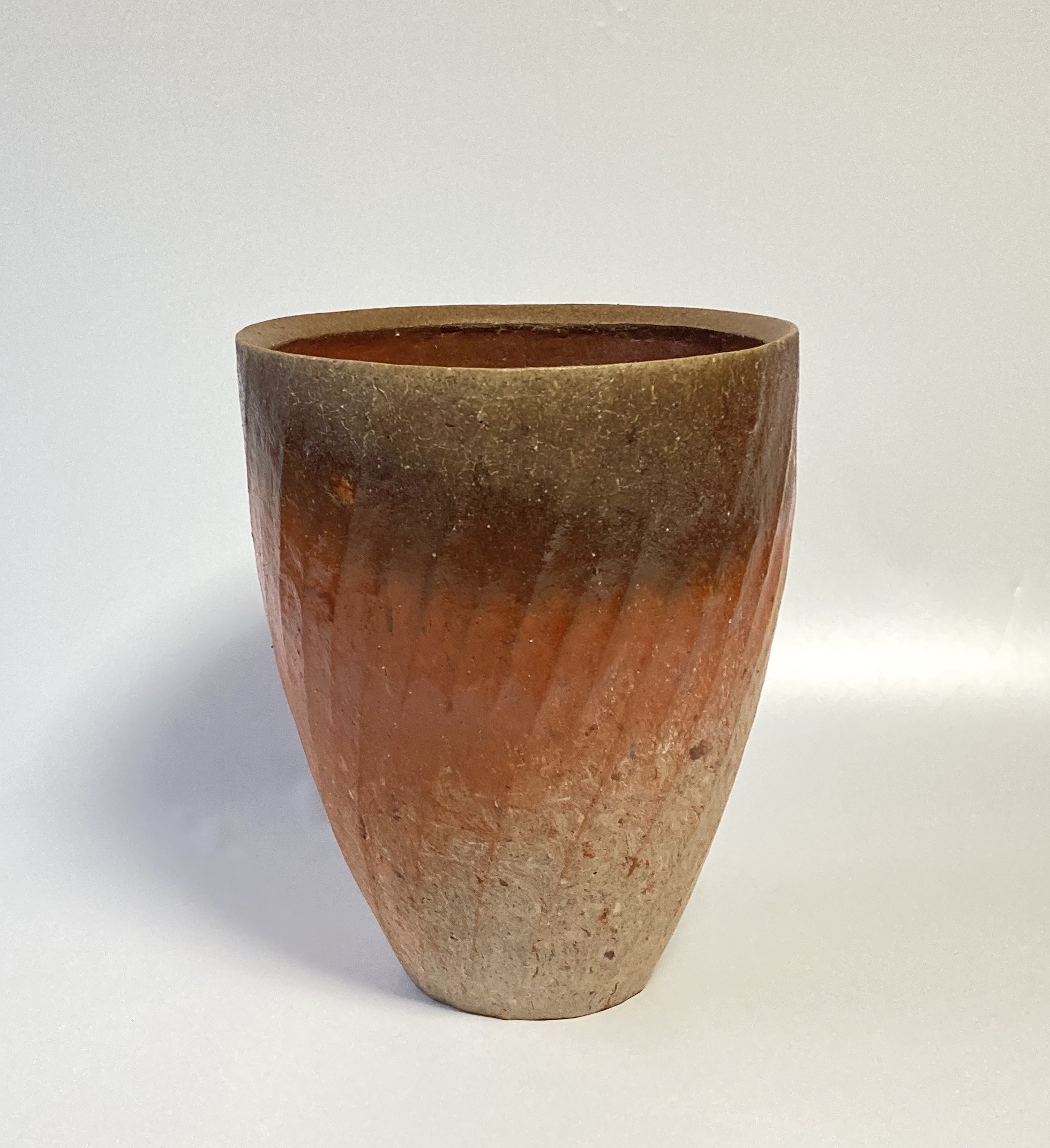 広口花器 by 江口 葉菜子 | Art Scenes | Find and collect your