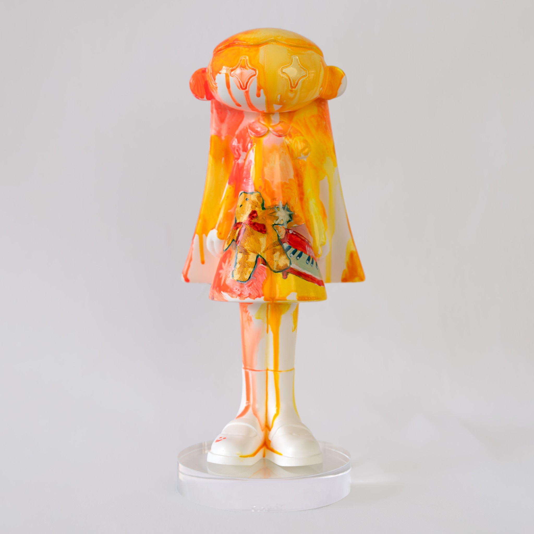 7月限定セール！ 洋書 『artist AYE KO』 エー・コー、現代アート ANOKO / Metamorphosis by タカハシマホ | Art Scenes アートシーンズ