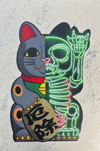 MANEKI-NEKO 50:50 BLACK v2(GOLD&SILVER SPLATTER) 60×40cm by
