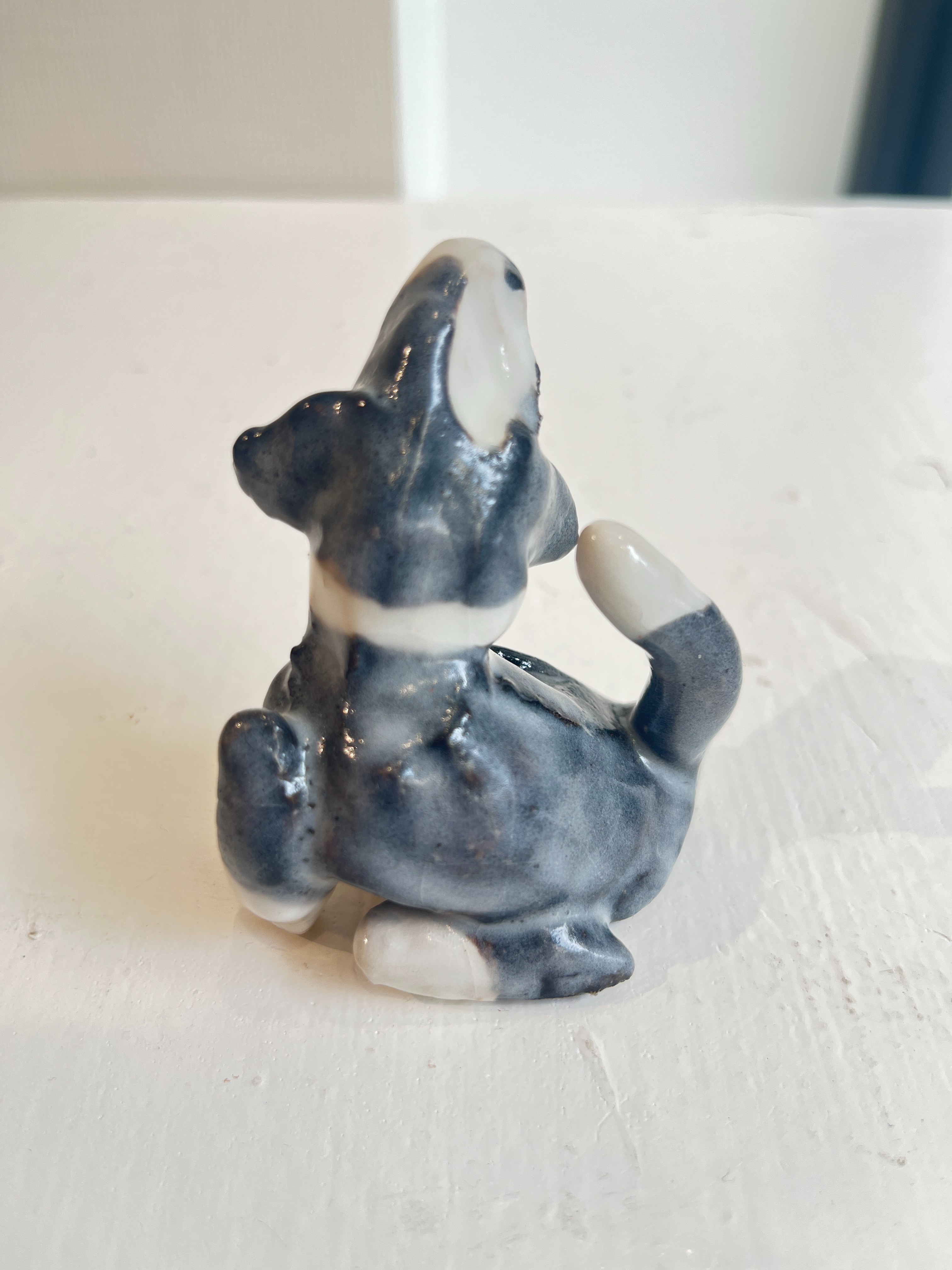 死んだ犬の亡霊 ＃CheX03E by 相沢僚一 | Art Scenes | Find and