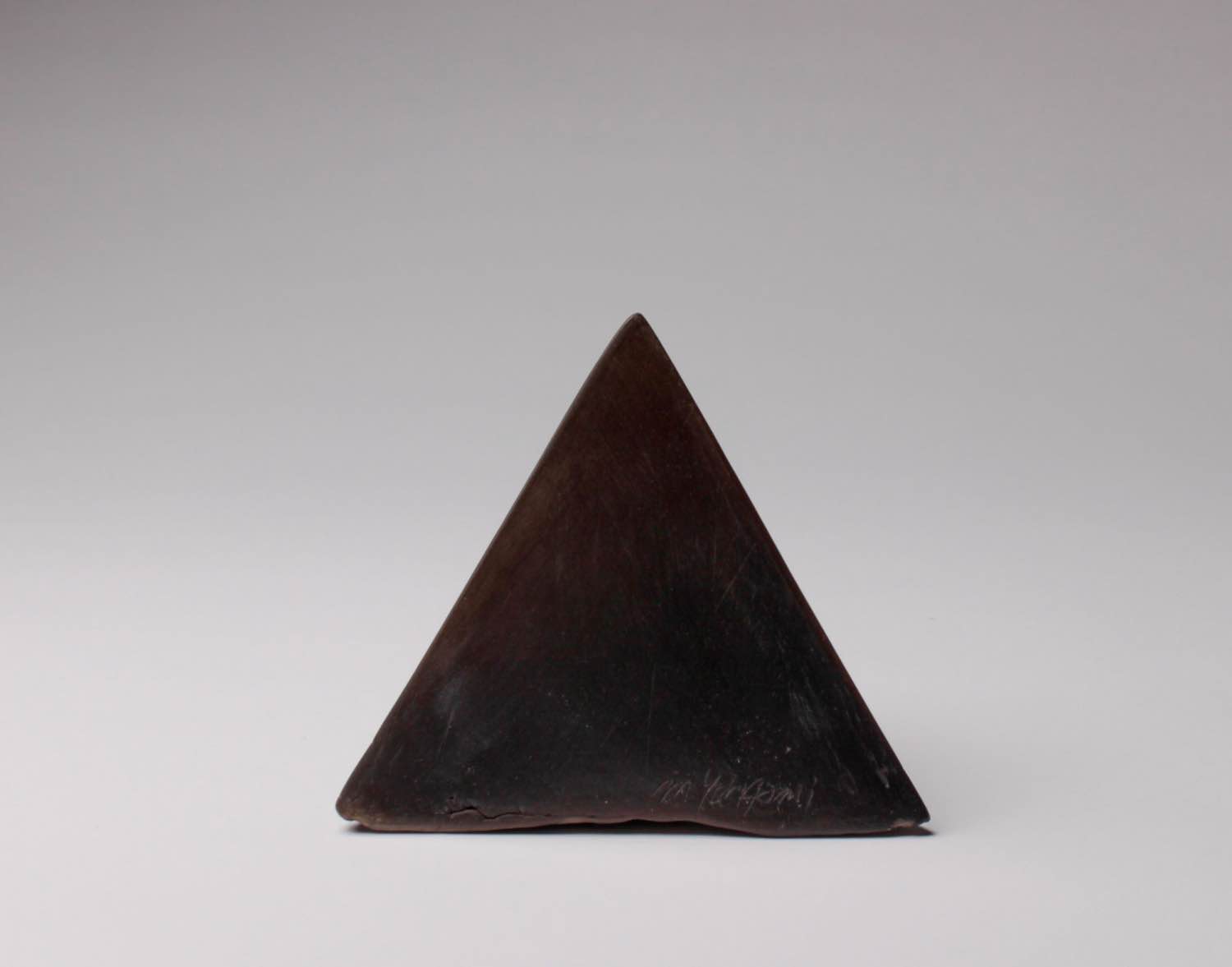 三角錐 RE-CREATIONS 三角錐 by 寄神宗美 | Art Scenes | Find and collect