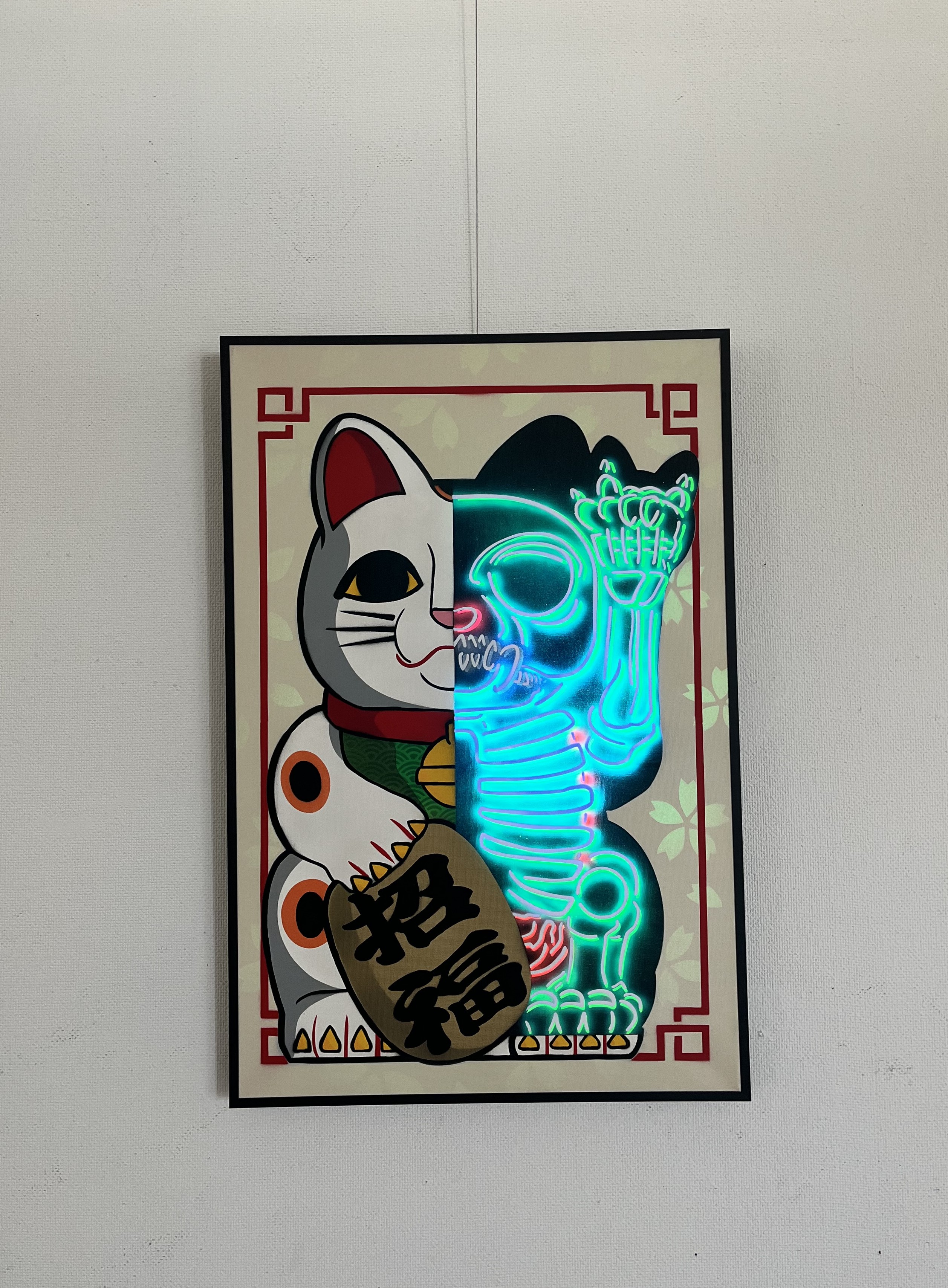 KOUUN NEKO 50:50 WHITE (GLOWING SAKURA V.3) 60×40cm by B.S.M Billy