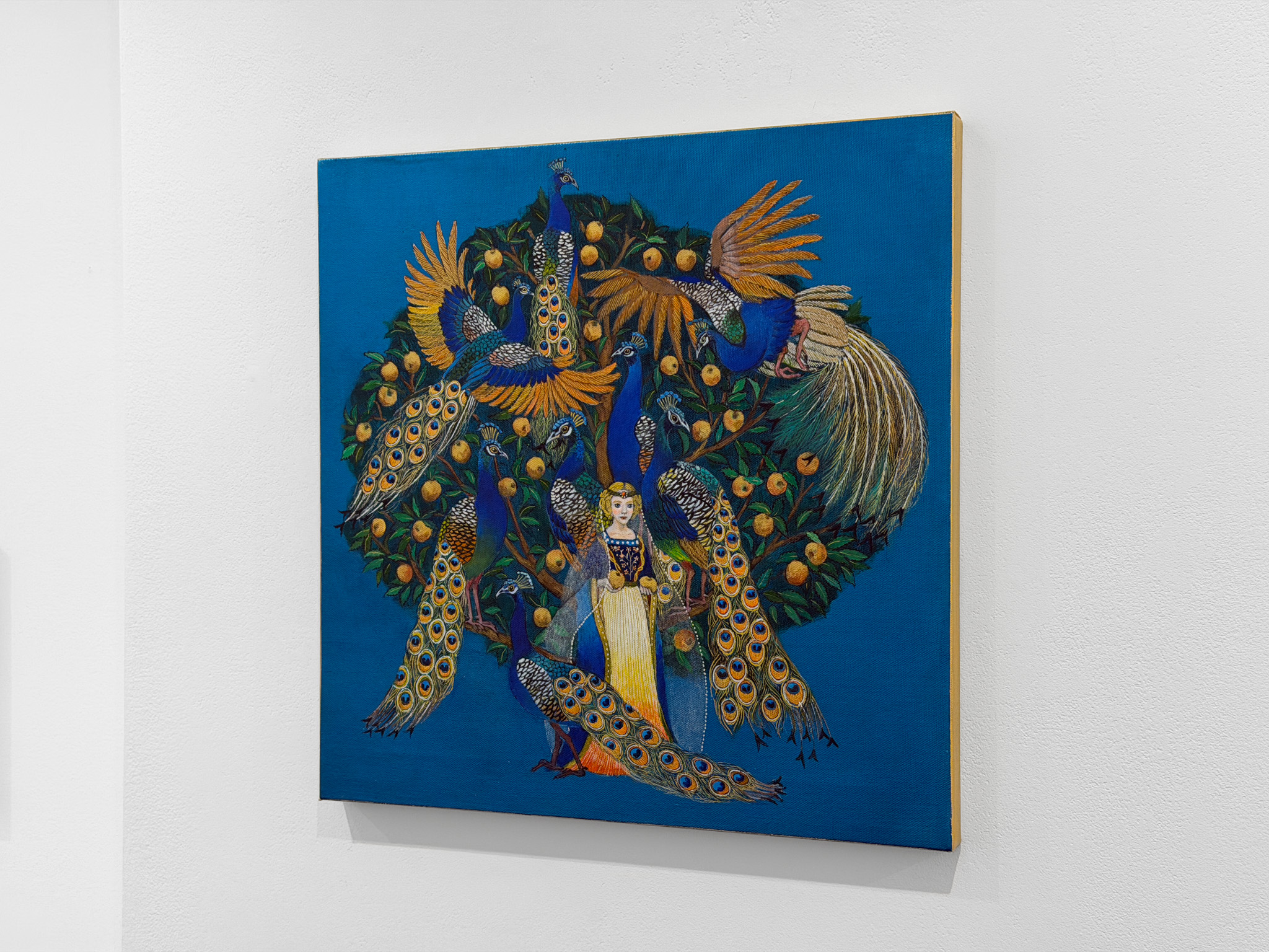 孔雀と金のりんご by 喜久田尚美 | Art Scenes | Find and collect