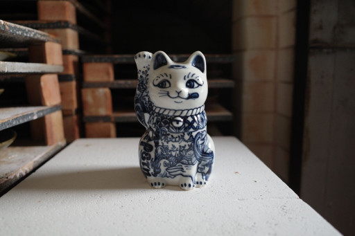 四寸 招き猫 Arete by 穴山文香 | Art Scenes アートシーンズ
