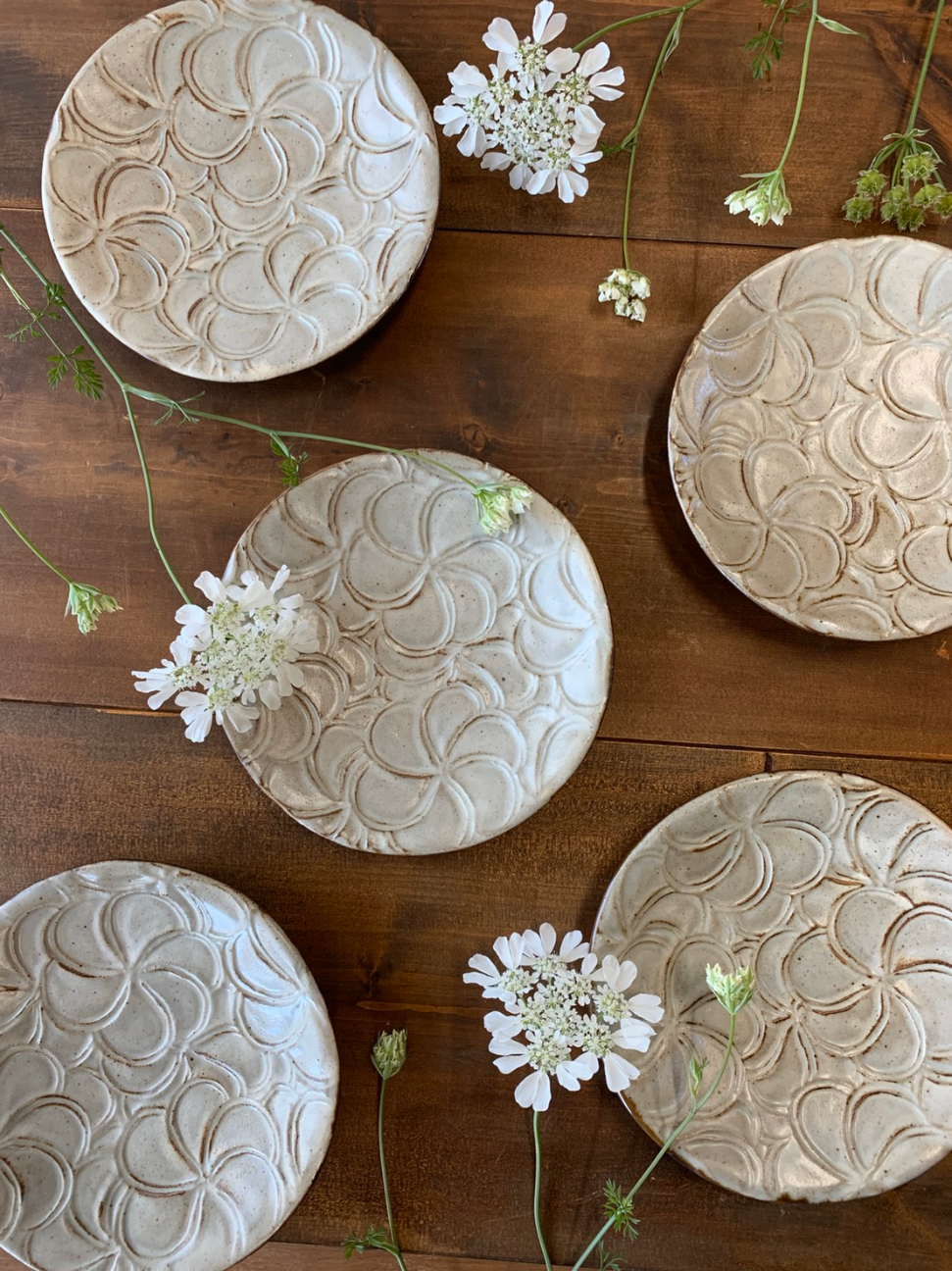 笠原良子・見目木実 陶 Exhibition 「益子で作陶している二人の展示